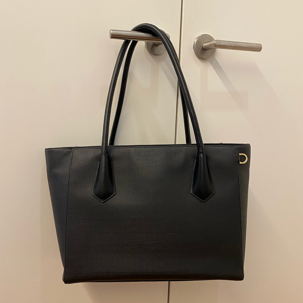 Like New Dagne Dover Signature Tote in Black